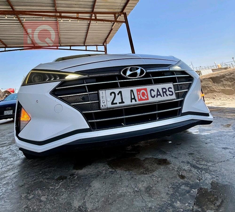 هيونداي النترا